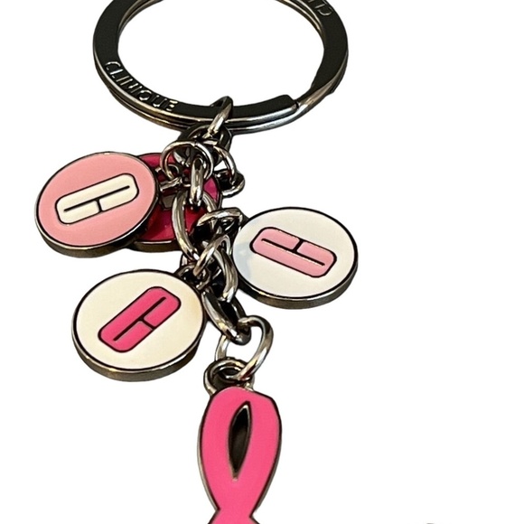 Clinique Breast Cancer Awareness Keychain - Picture 2 of 9